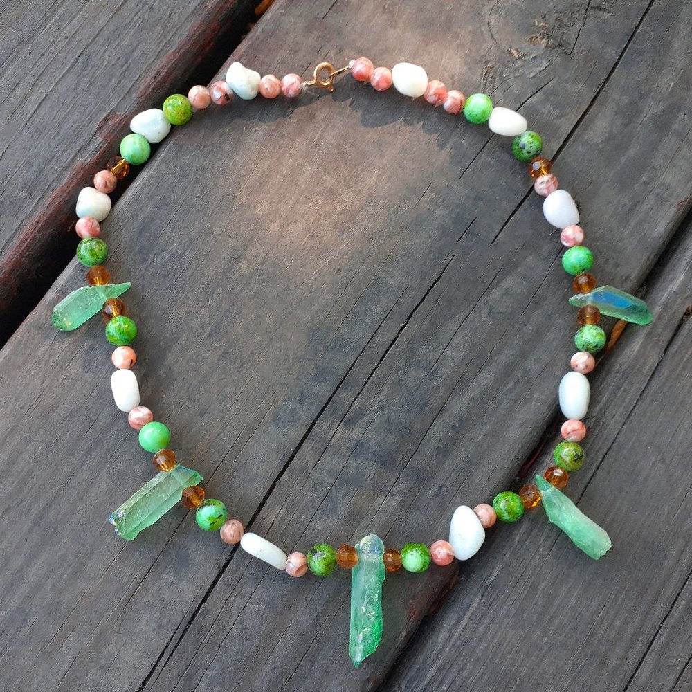 Green Rainbow Quartz Agate Necklace